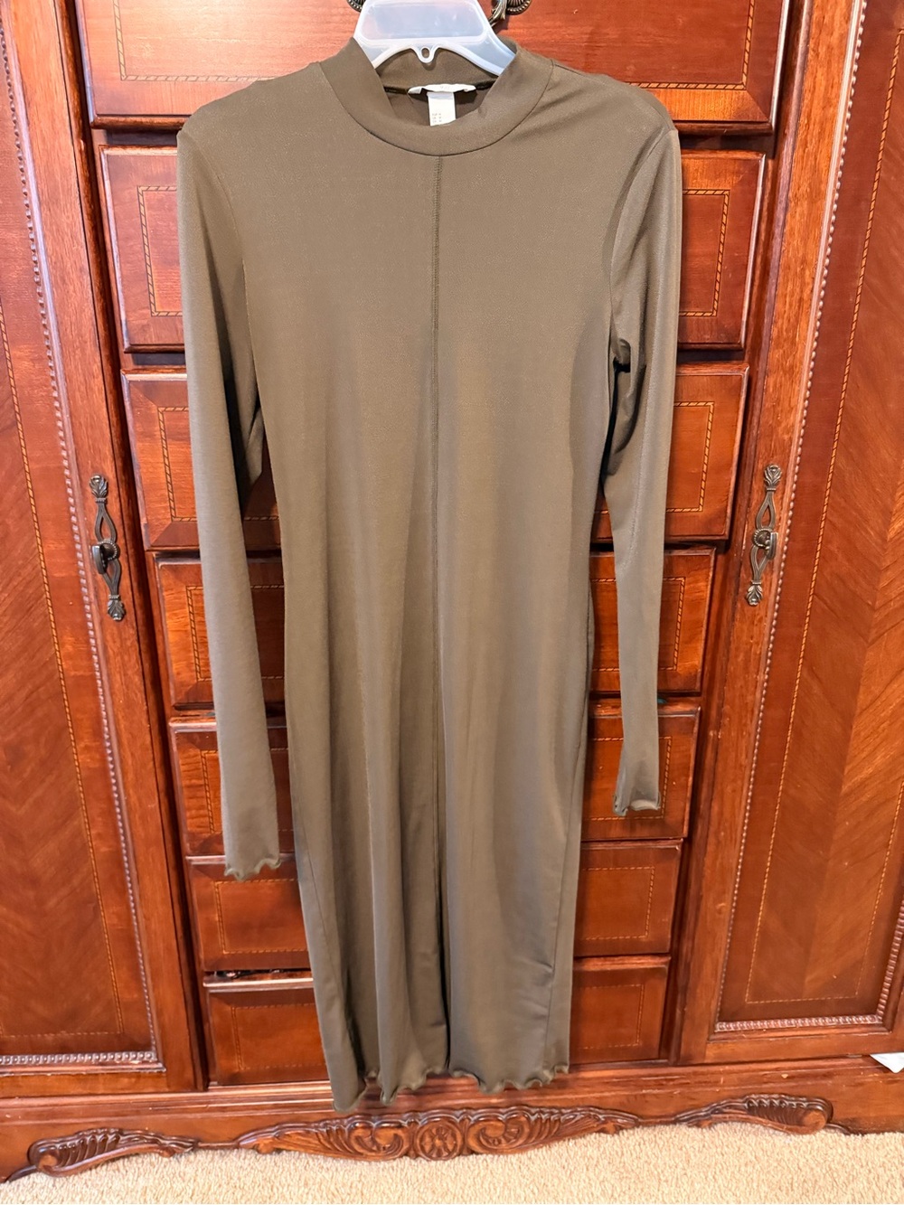 H&M Olive Green Long Sleeve Midi Dress